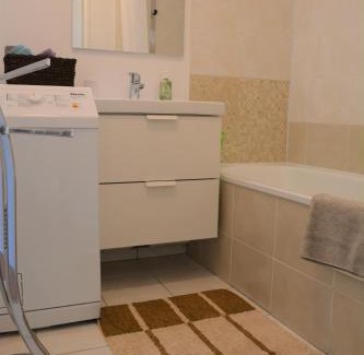 Saint-Louis Apartamento | Spacious Flat Garden&Parking 5min Basel Tram Bus Airport