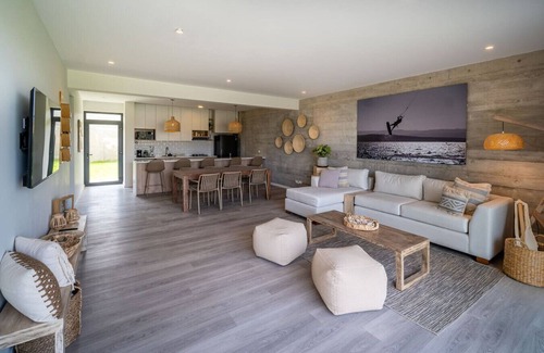 Pisco Apartamento | Spacious flat w/ big Garden 5min from Kite Point, the Bay and National Reserve