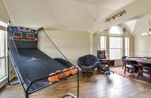 Flower Mound Casa | Spacious Flower Mound Home in Central Location!