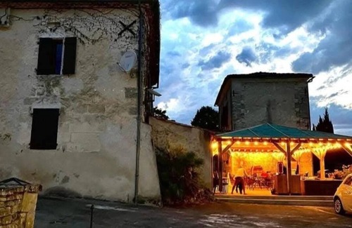 Champagne-et-Fontaine Casa | Spacious estate in superb Champagne-et-Fontaine with WiFi, endless opportunities