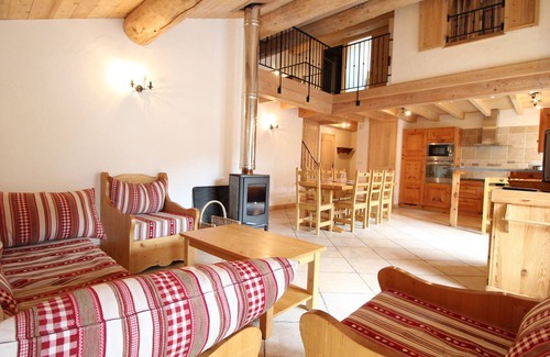 Val Cenis Apartamento | Apartamento para 10 personas en el corazón de Val Cenis Lanslebourg, cerca de servicios y remontes