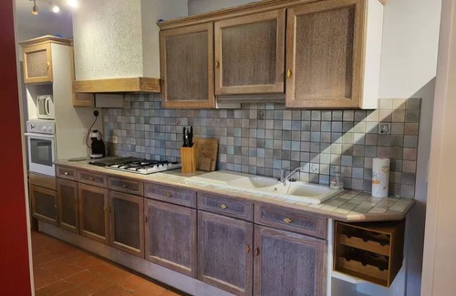 Saint-Michel-Loubejou Casa | Spacious gîte with swimming pool for 5 people