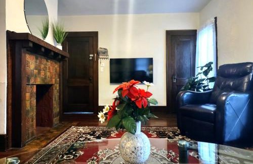 Erie Apartamento | Spacious Frontier Park Apartment