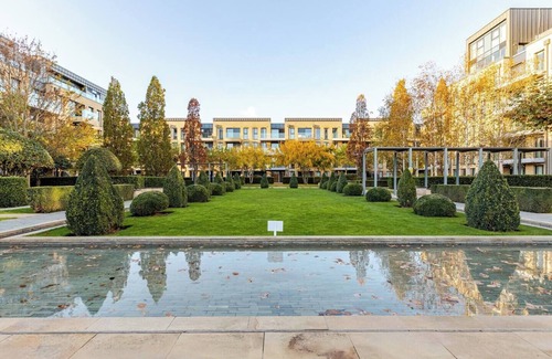 St. Mary's Park Apartamento | Spacious Fulham Riverside 2 Bedroom Apartment