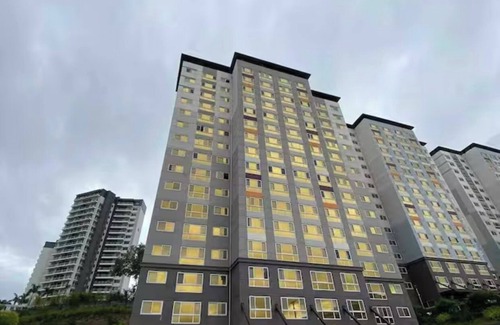 Clark Condominio | Spacious Fully Furnished Condo in Freeport Zone Pampanga