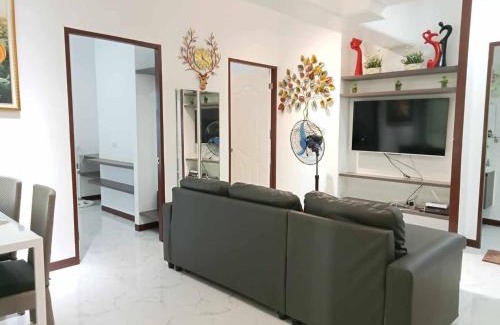 Basak Casa | Spacious Fully Furnished 2BR Condo in Mactan