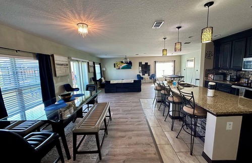 Marbella Casa | Spacious Fun & Convenient