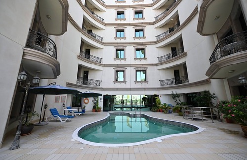 Bur Dubai Apartamento | Spacious Furnished 3BRApt Offer -Wi-Fi Parking