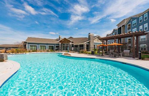 Tomball Apartamento | Spacious Furnished Resort Style Apartments