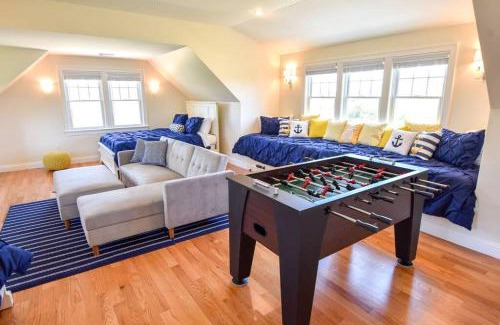 East Orleans Casa | Spacious Game Room Close to Nauset Beach