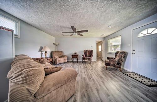 Geneva-on-the-Lake Casa | Spacious Geneva House Less Than 5 Mi to The Strip!