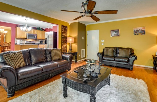 Fairburn Casa | Spacious Georgia Home - 19 Mi to Six Flags!