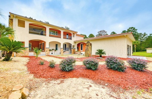 Albany Casa | Spacious Georgia Vacation Rental w/ Large Deck
