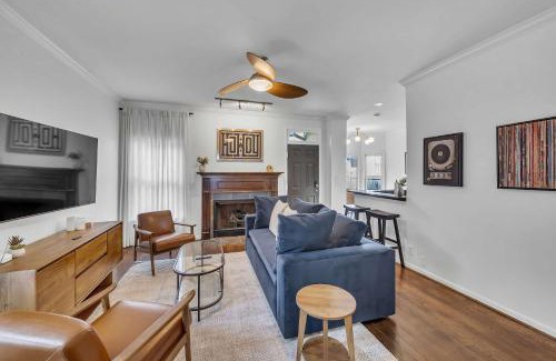 Salemtown Casa | Spacious Germantown Home for Groups