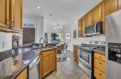 Salemtown Casa | Spacious Germantown Home for Groups