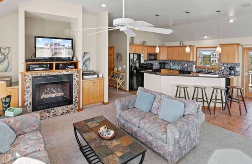 Ocean Isle Estates Casa | Spacious Getaway with Private Pool + Ocean Views!