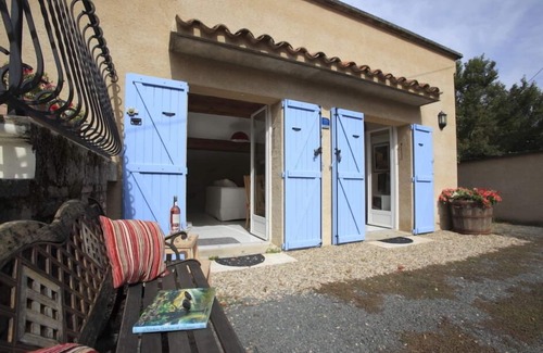 Montpinier Apartamento | De Luxe Gite en Tarn duerme 2 (4 estrellas) cerca de Lautrec y Castres, Tarn, SW Francia