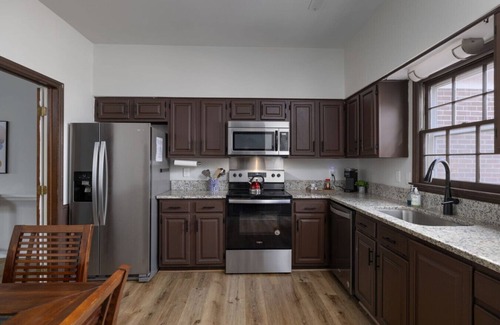 Greensboro Apartamento | Spacious Golf Course Townhouse