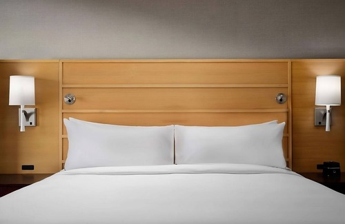 South Redondo Hotel | Spacious Good-Value Accommodation! Balcony, Pet-Friendly, Near South Bay Ocean