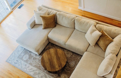 Ruckersville Casa | Spacious Group Stay-Pond Retreat, Fishing & Wineries Near Cville & SNP