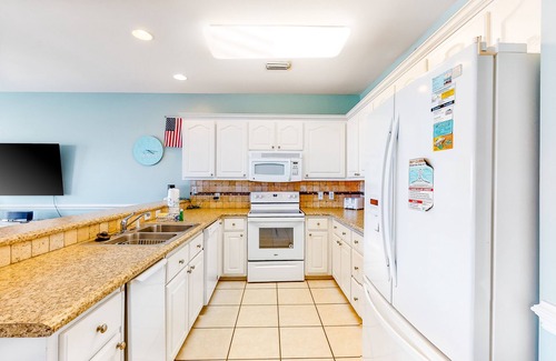 Southpointe Casa | Spacious Gulf Front Duplex w/ a Private Pool & Free WiFi - Great for Groups