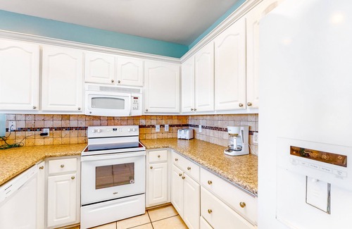 Southpointe Casa | Spacious Gulf Front Duplex w/ a Private Pool & Free WiFi - Great for Groups