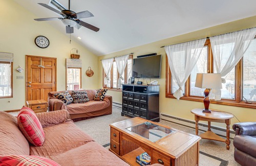 Sybertsville Casa | Spacious Hazleton Home - Walk to Lake Susquehanna!