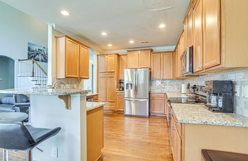 High Point Casa | Spacious High Point Family Home w/ Yard & Grill
