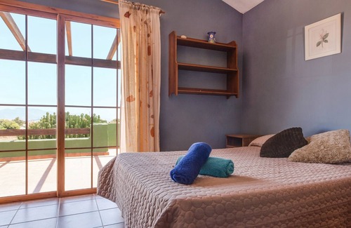 Casillas de Morales Casa | Amplia casa de vacaciones "Casa Luis" con Wi-Fi, piscina, jardín y terraza; aparcamiento disponible; se admiten mascotas
