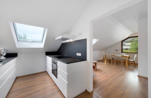Altensteig Apartamento | Amplio apartamento vacacional en la Selva Negra del norte