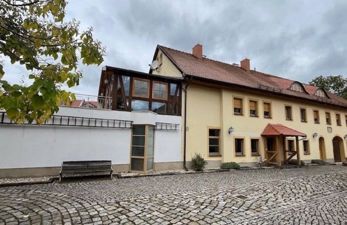 Mickten Casa | Spacious holiday home in Dresden for up to 12 people with 6 bedrooms