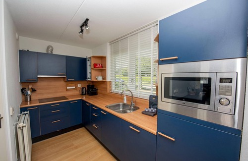 Terherne Casa | spacious holiday home with private jetty