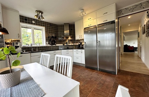Vibble Casa | Spacious holiday home, Visby and Tofta | SE12019
