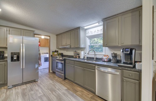 Nellysford Casa | Spacious Home: 10 Miles to Wintergreen Resort!