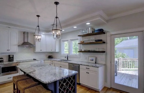 Wilmington Casa | Spacious home, 24' boat slip, waterfront community