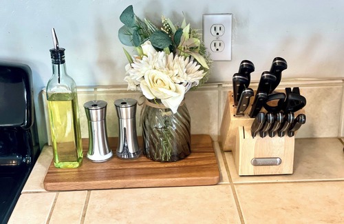 Greenacres Casa | Spacious Home-BBQ,Ev,Comfy BEDS,Near Shops.