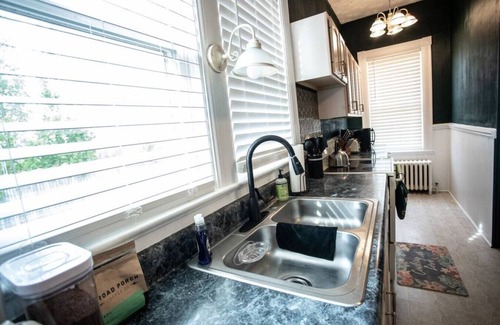 Luray Casa | Spacious Home Downtown - Walk to Parks & Shops