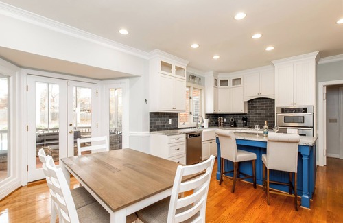 Kernersville Casa | Spacious Home Great for Holidays;Sleeps 20;Hot Tub; Gym; Pool; Game Room;