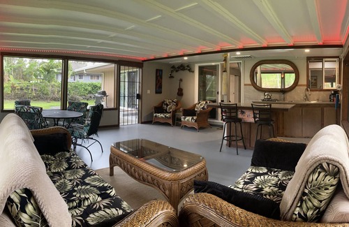 Kapoho Casa | Amplia casa en un exuberante pedazo de paraíso verde