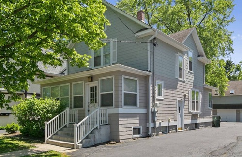 Libertyville Casa | Spacious Home in DT Libertyville Near Naval Base