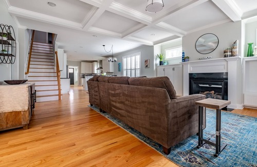 Five Points East Casa | Spacious Home In Five Points Close To Downtown 5 Bedroom Home by RedAwning