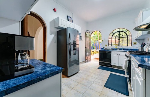 Anahuac Casa | Spacious Home with BBQ, Outdoor Dining & Workspace