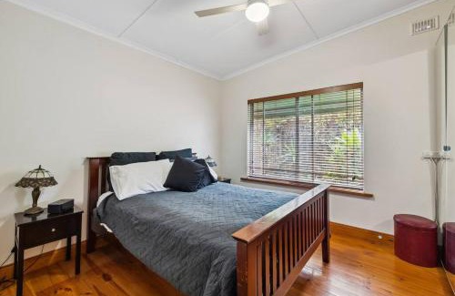 Camden Park Casa | Spacious home near Glenelg