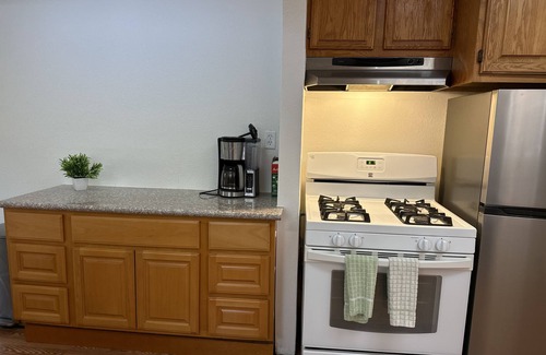 Broadmoor Casa | Spacious Home near Downtown San Leandro