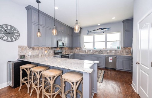 Cedar Lane Casa | Spacious Home on ICW w/ Fabulous Patios on Sargent Beach & ICW Side!