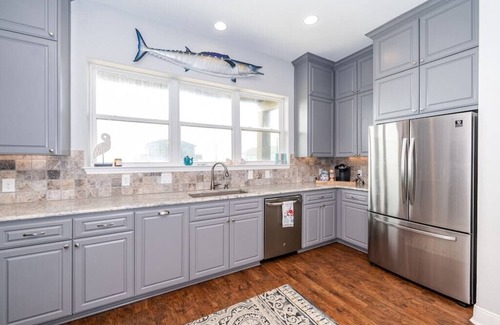 Cedar Lane Casa | Spacious Home on ICW w/ Fabulous Patios on Sargent Beach & ICW Side!