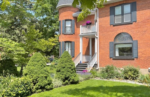 Meaford Casa | Fabulous Century Home