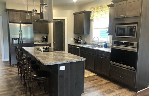 Hill City Casa | Spacious home with Hot Tub, bikes, fire pit, pool table and more!!