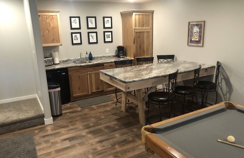 Hill City Casa | Spacious home with Hot Tub, bikes, fire pit, pool table and more!!