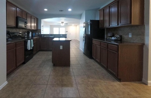 Temple Casa | Spacious home with WiFi/AC